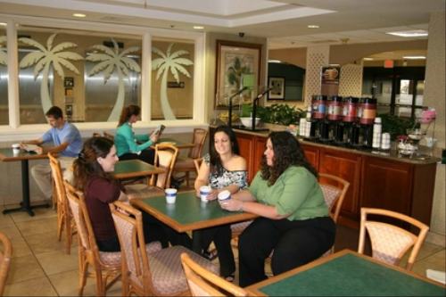 Hampton Inn South of Universal  006